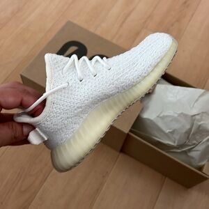 adidas Yeezy
Boost 350 V2 Sneakers Children’s